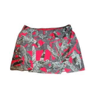 Tail tropical red green skort XL polyester spandex active wear Hawaii tennis